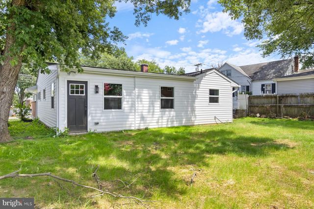 5915 JOHNNYCAKE RD, Gwynn Oak, MD 21207