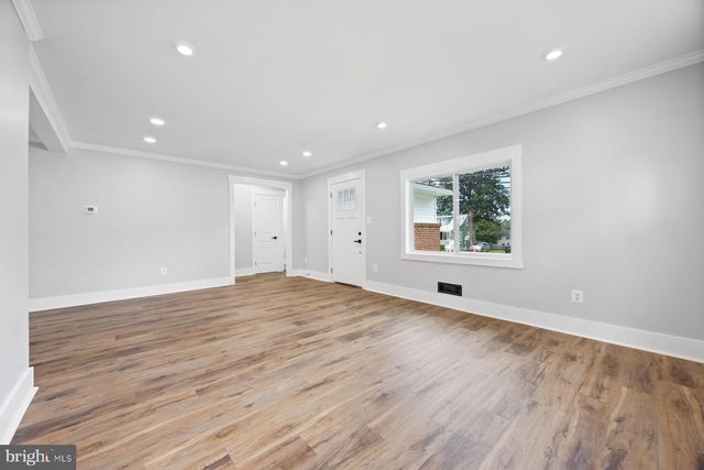 5915 JOHNNYCAKE RD, Gwynn Oak, MD 21207