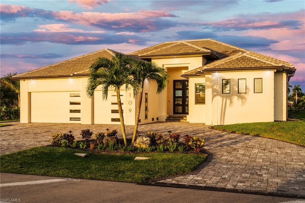 Image 21 of property listing at 2109 Old Burnt Store RD N, Cape Coral, FL 33993
