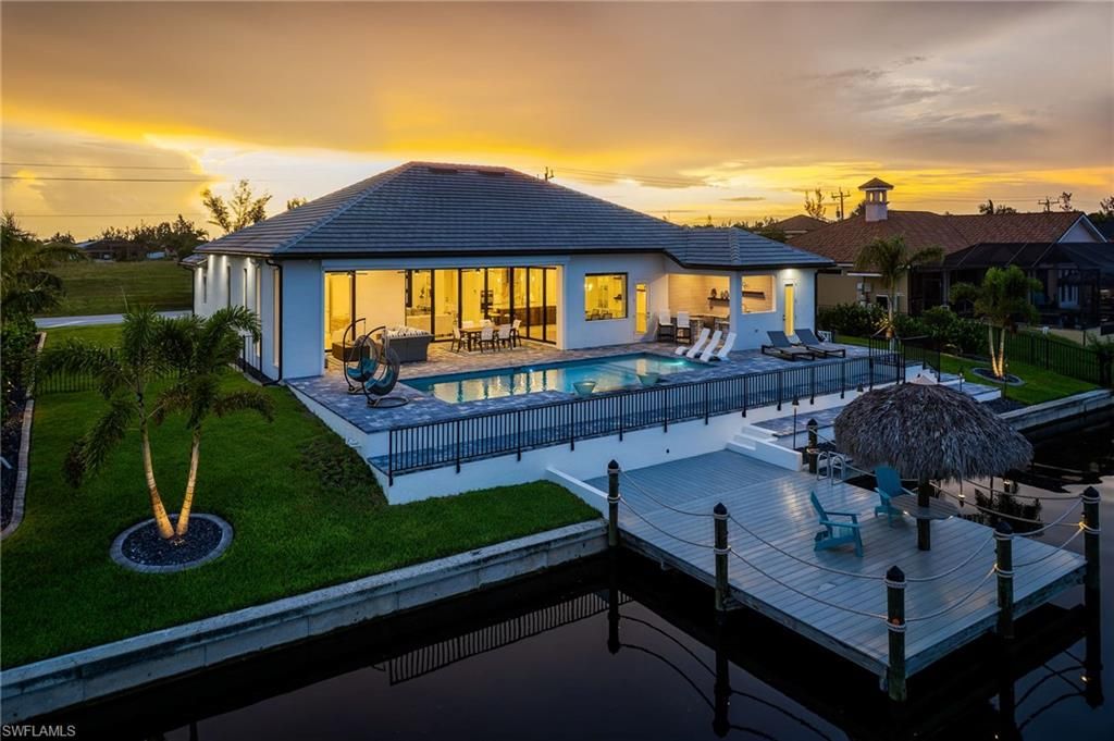 Image 22 of property listing at 2109 Old Burnt Store RD N, Cape Coral, FL 33993