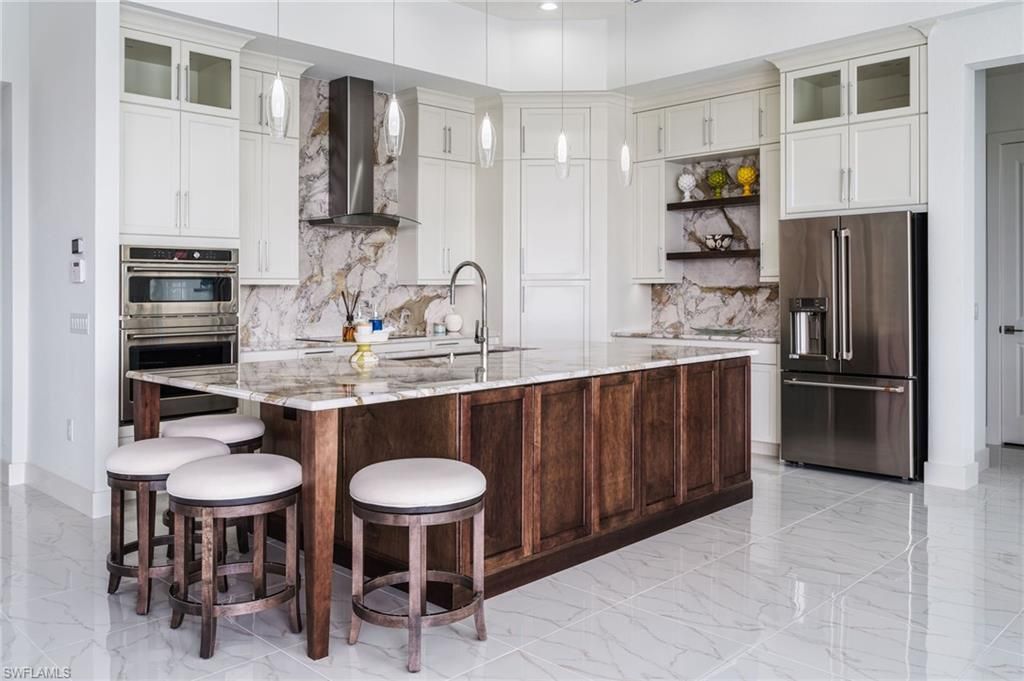 Image 6 of property listing at 2109 Old Burnt Store RD N, Cape Coral, FL 33993