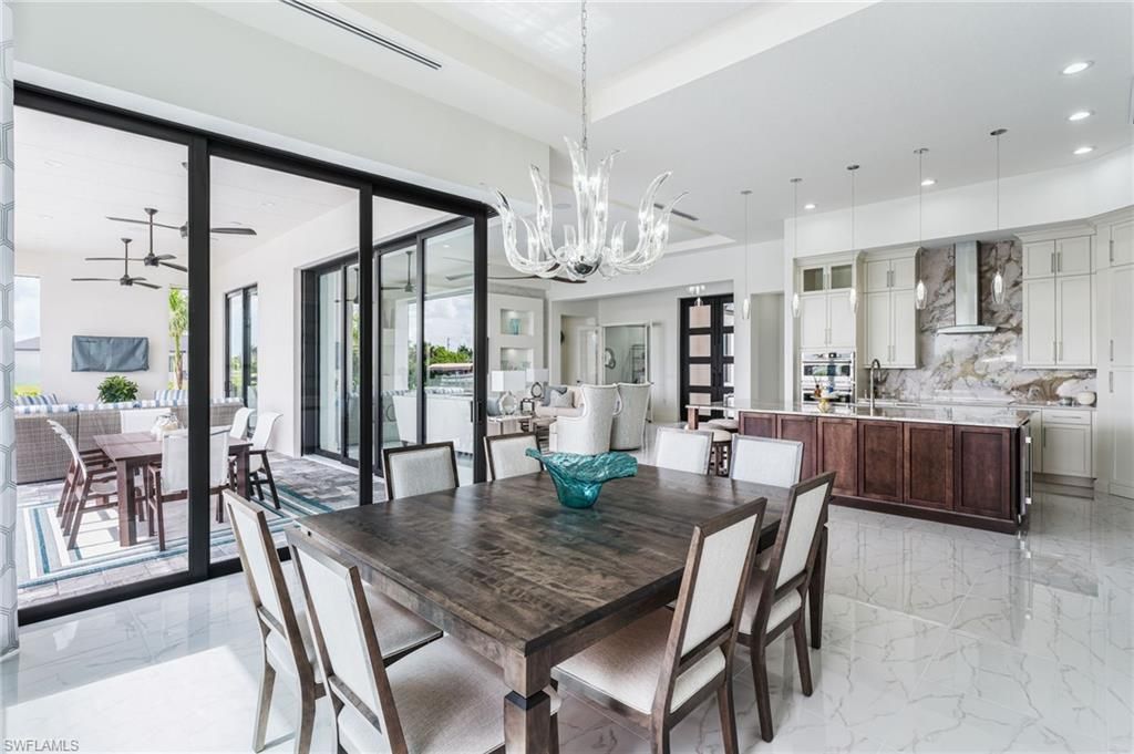 Image 7 of property listing at 2109 Old Burnt Store RD N, Cape Coral, FL 33993