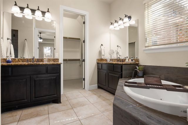 170 Pink Granite BLVD, Dripping Springs, TX 78620