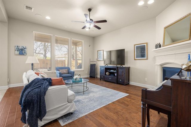 170 Pink Granite BLVD, Dripping Springs, TX 78620