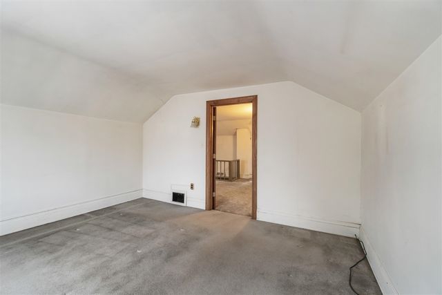 927 N George Street, Jackson, MI 49202