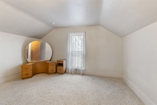 927 N George Street, Jackson, MI 49202