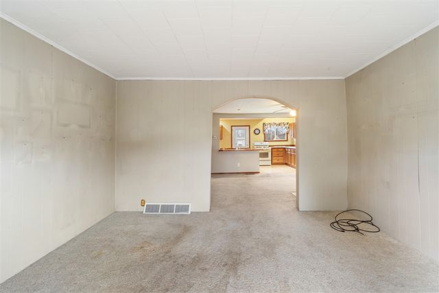 927 N George Street, Jackson, MI 49202