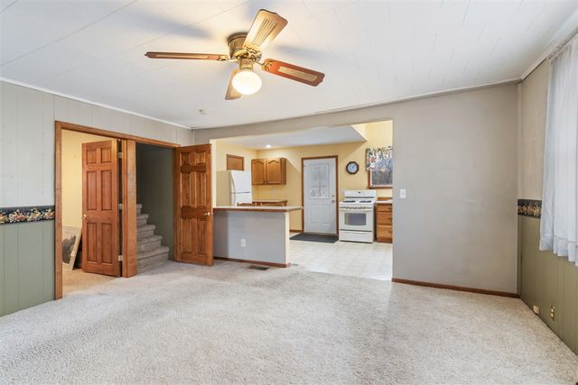 927 N George Street, Jackson, MI 49202