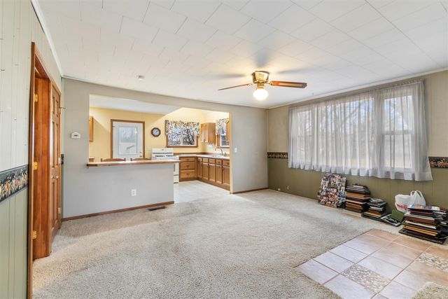 927 N George Street, Jackson, MI 49202