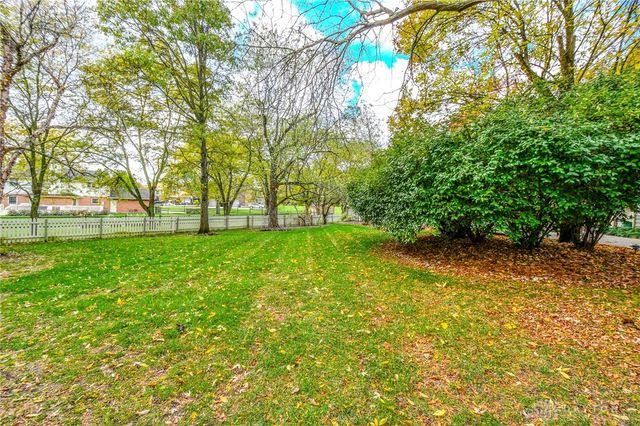 1315 Woodland Greens Boulevard, Springboro, OH 45066