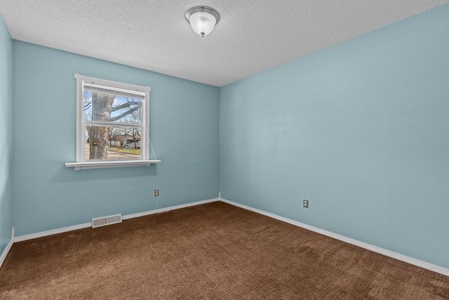 2365 S Dollison Avenue, Springfield, MO 65807