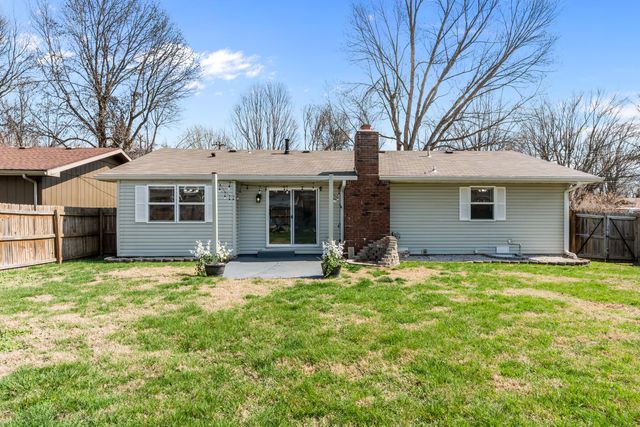 2365 S Dollison Avenue, Springfield, MO 65807
