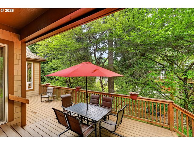 284 Se 41ST Ct, Gresham, OR 97080