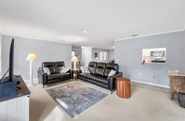 8162 TERRACE GARDEN DRIVE N 204, St Petersburg, FL 33709