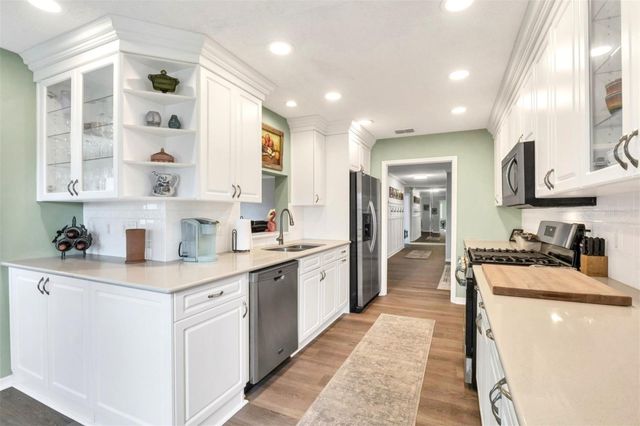 8162 TERRACE GARDEN DRIVE N 204, St Petersburg, FL 33709