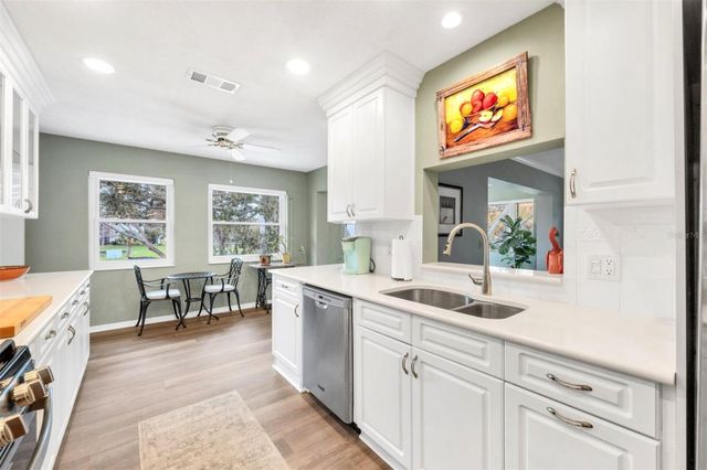 8162 TERRACE GARDEN DRIVE N 204, St Petersburg, FL 33709