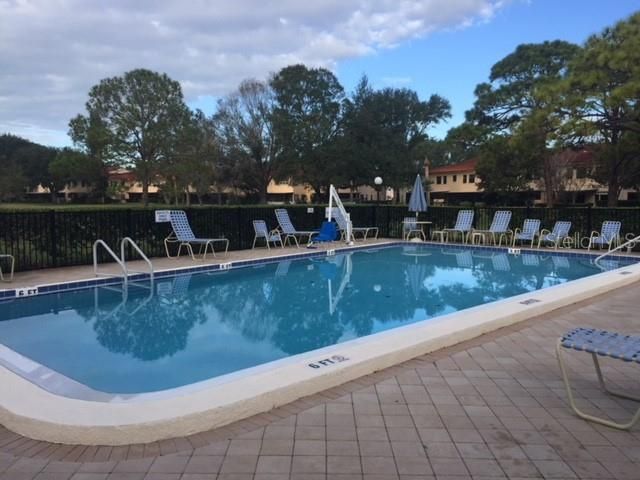 8162 TERRACE GARDEN DRIVE N 204, St Petersburg, FL 33709