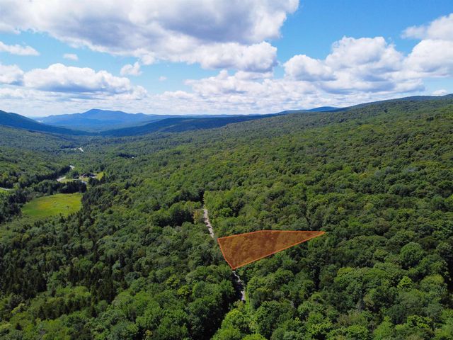 Alpendorf Avenue, Readsboro, VT 05350