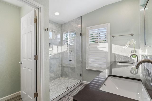 20 Walkabout Ln, Napa, CA 94558