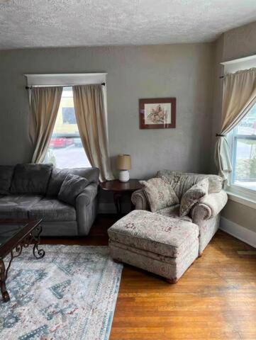 29 Coldbrook Street, Grand Rapids, MI 49503