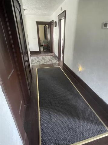 29 Coldbrook Street, Grand Rapids, MI 49503