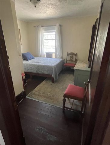 29 Coldbrook Street, Grand Rapids, MI 49503