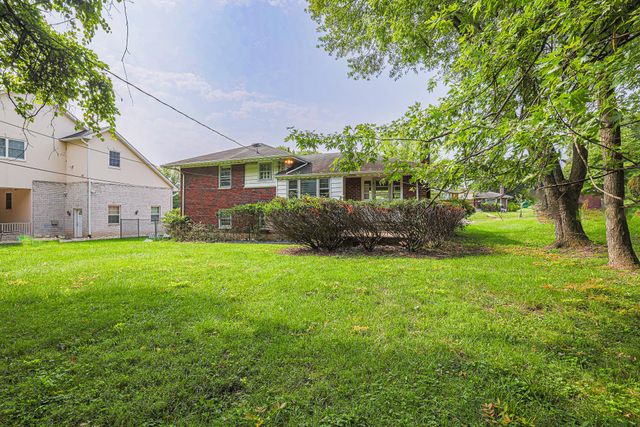 2302 FARRINGDON RD, Baltimore, MD 21209