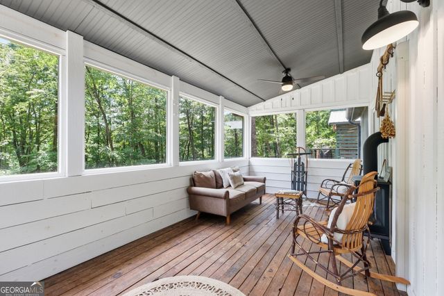 121 Waterfalls Way, Clarkesville, GA 30523