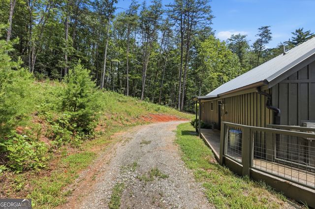 121 Waterfalls Way, Clarkesville, GA 30523