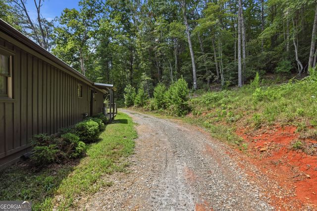 121 Waterfalls Way, Clarkesville, GA 30523