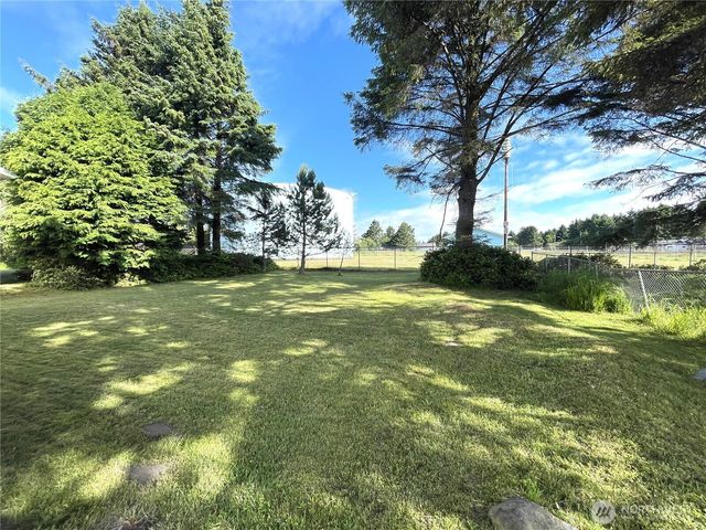 208 Taurus Boulevard SW, Ocean Shores, WA 98569