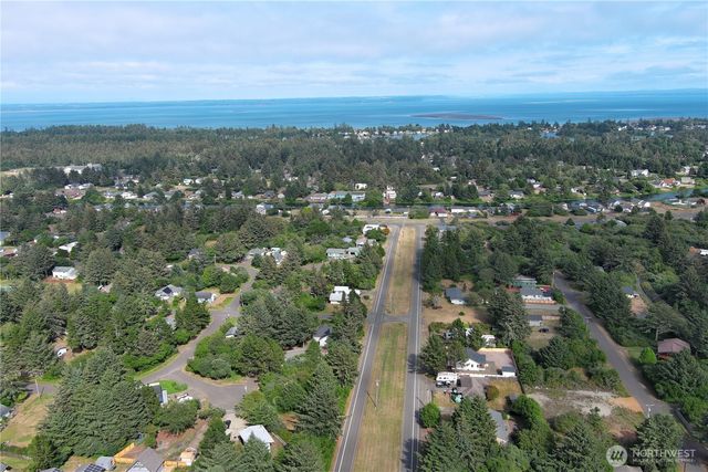 208 Taurus Boulevard SW, Ocean Shores, WA 98569