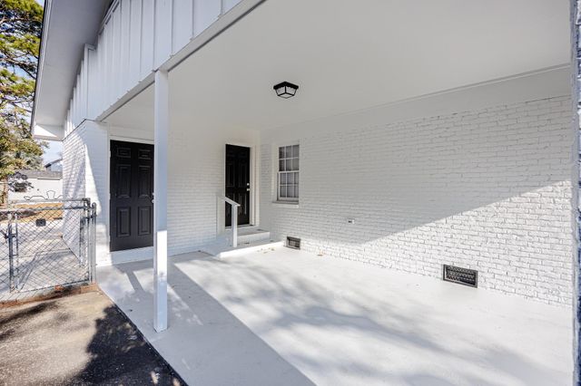 508 61st Ave. N, Myrtle Beach, SC 29577