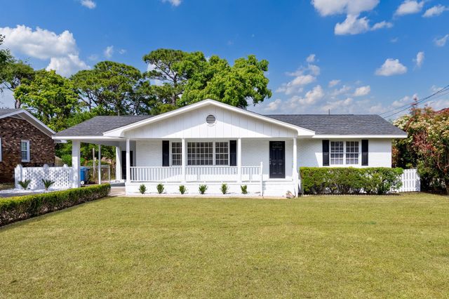 508 61st Ave. N, Myrtle Beach, SC 29577