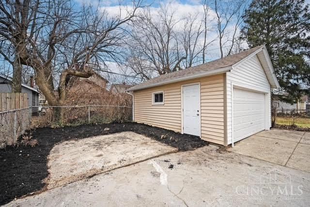 1933 Northcut Avenue, Cincinnati, OH 45237