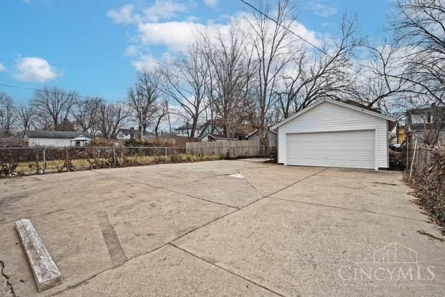 1933 Northcut Avenue, Cincinnati, OH 45237