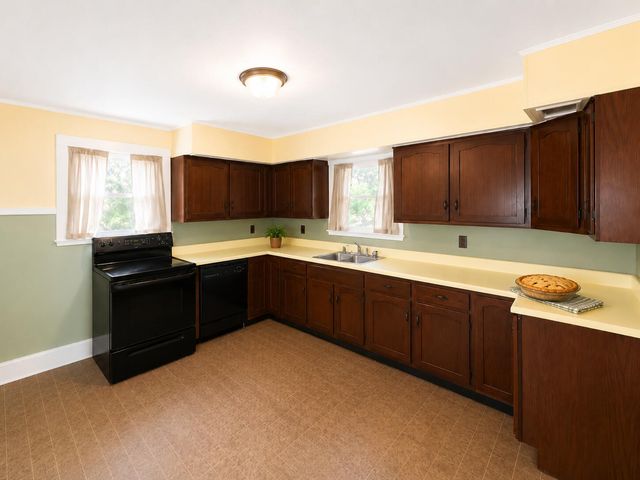 520 E Sandusky Avenue 520 E Sandusky Avenue, Bellefontaine, OH 43311
