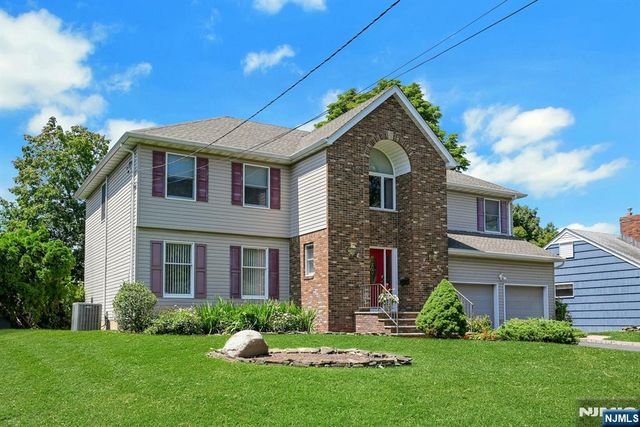 885 Summit Avenue, River Edge, NJ 07661