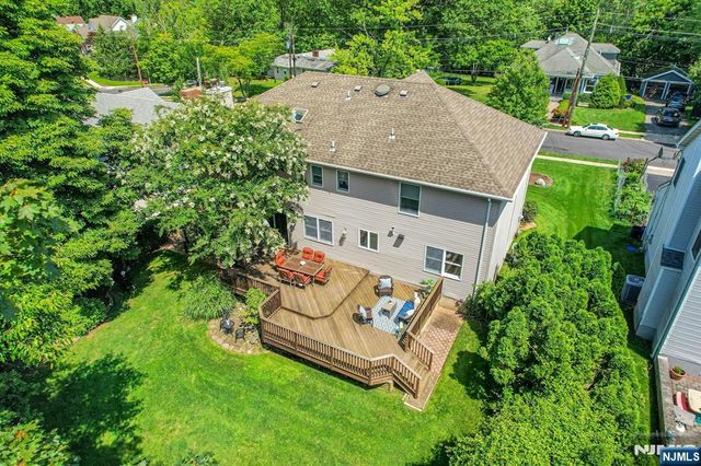 885 Summit Avenue, River Edge, NJ 07661