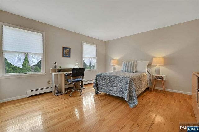 885 Summit Avenue, River Edge, NJ 07661