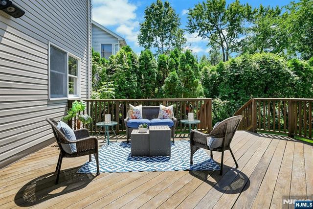 885 Summit Avenue, River Edge, NJ 07661