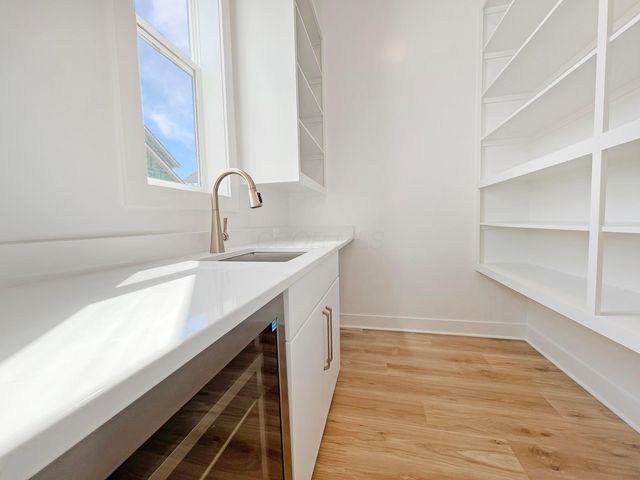 1604 Pinnacle Club Drive, Grove City, OH 43123