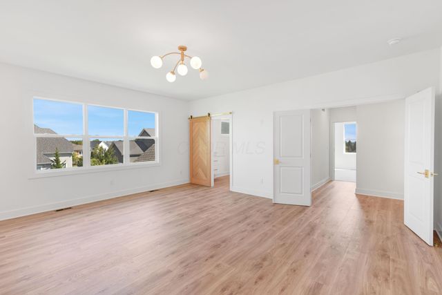 1604 Pinnacle Club Drive, Grove City, OH 43123