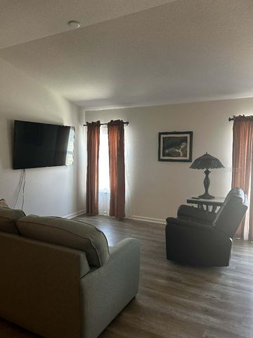 1635 ECHOLS COURT, The Villages, FL 34762