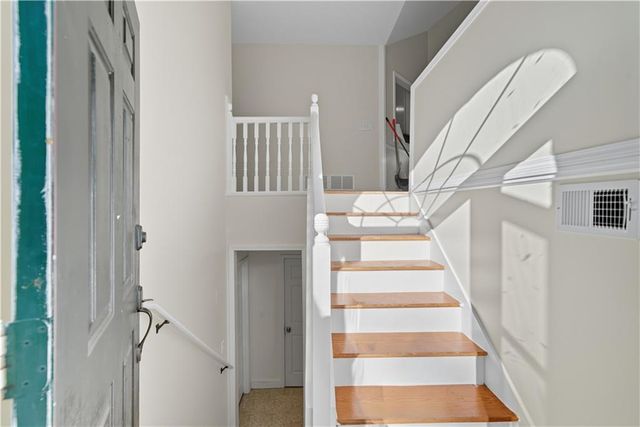 621 Amberwood Place, Euharlee, GA 30145