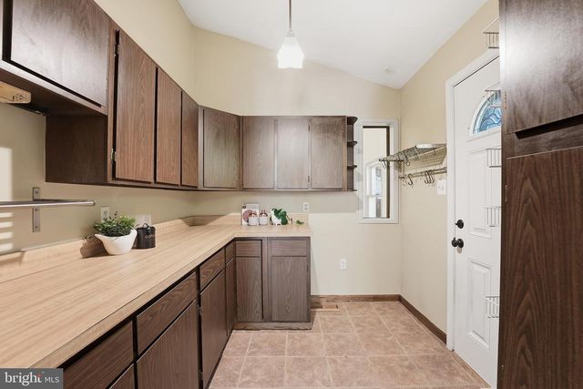 12700 WESTPORT LN, Woodbridge, VA 22192