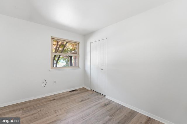 12700 WESTPORT LN, Woodbridge, VA 22192
