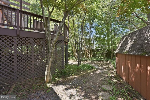 12700 WESTPORT LN, Woodbridge, VA 22192
