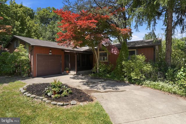 12700 WESTPORT LN, Woodbridge, VA 22192