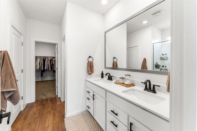 1828 Walnut Grove BND, Leander, TX 78641